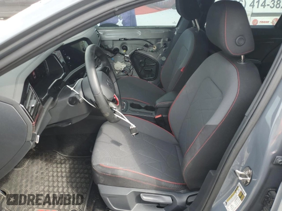2024 Volkswagen Jetta GLI 40th Anniversary Edition z VIN 3VW9T7BU1RM017078, wystawiony jako Copart lot #76077054 z przebiegiem 12 054 mil mil oraz Szkoda całkowita • Salvage title. Historia ofert i sprzedaży dostępna na DreamBid. Obrazek 7.