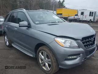 2014 Mercedes-Benz M ML 350 with VIN 4JGDA5HB2EA274377, listed as a IAAI auction lot 42023848 with 126,840 mi miles. Bid and sale history available at carsss.com. Image 1.