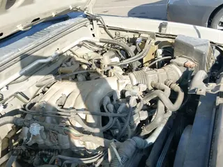 2004 Nissan Frontier XE z VIN 1N6ED27TX4C430206, wystawiony jako IAAI lot #41461934 z przebiegiem 238 555 mil mil oraz . Historia ofert i sprzedaży dostępna na DreamBid. Obrazek 20.