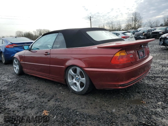 2001 BMW 3 Series 325Ci with VIN WBABS334X1JY41304, listed as a Copart auction lot 85814304 with 93,527 mi miles and Salvage Title. Bid and sale history available at carsss.com. Image 2.