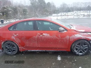 2020 Kia Forte GT-Line with VIN 3KPF34ADXLE152552, listed as a IAAI auction lot 41612032 with 84,039 mi miles. Bid and sale history available at carsss.com. Image 13.