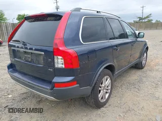 2012 Volvo XC90 with VIN YV4952CZ3C1623686, listed as a IAAI auction lot 42255141 with 155,083 mi miles and . Bid and sale history available at DreamBid. Image 4.