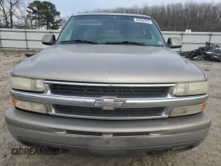 2000 Chevrolet Suburban LT with VIN 3GNFK16T3YG208884, listed as a Copart auction lot 48656935 with 377,458 mi miles and Salvage Title. Bid and sale history available at carsss.com. Image 5.