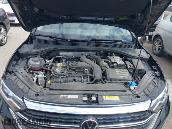 2024 Volkswagen Jetta SE with VIN 3VW7M7BU0RM059133, listed as a IAAI auction lot 42553729 with 13,091 mi miles and . Bid and sale history available at DreamBid. Image 10.