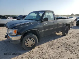 1993 Toyota T100 DX with VIN JT4VD10A6P0003620, listed as a Copart auction lot 52171365 with 265,348 mi miles and Salvage Title. Bid and sale history available at carsss.com. Image 1.