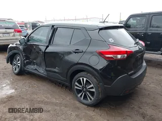 2019 Nissan Kicks S with VIN 3N1CP5CU4KL509506, listed as a IAAI auction lot 41754263 with 46,212 mi miles and . Bid and sale history available at carsss.com. Image 3.