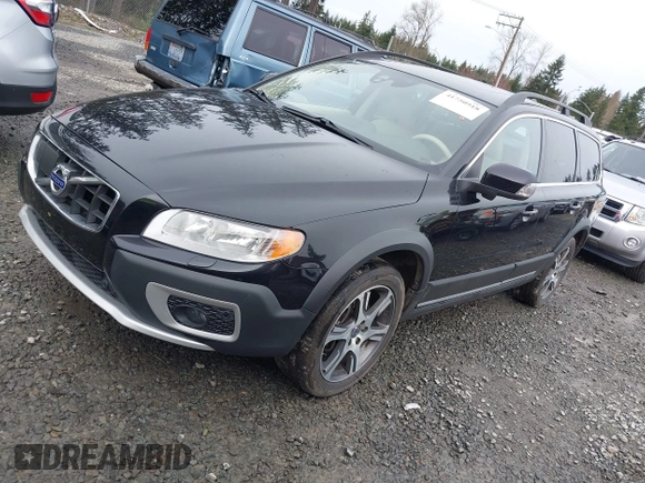 2012 Volvo XC70 T6 with VIN YV4902BZ9C1142969, listed as a IAAI auction lot 41750918 with 124,322 mi miles and . Bid and sale history available at DreamBid. Image 2.