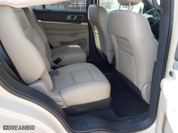 2018 Ford Explorer Limited with VIN 1FM5K7F89JGB84669, listed as a IAAI auction lot 41880507 with 93,941 mi miles. Bid and sale history available at carsss.com. Image 8.