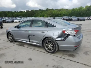 2015 Hyundai Sonata Sport z VIN 5NPE34AB1FH074866, wystawiony jako Copart lot #56642235 z przebiegiem 118 094 mil mil oraz Szkoda całkowita • Salvage title. Historia ofert i sprzedaży dostępna na DreamBid. Obrazek 2.