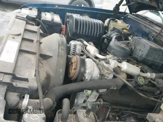 1998 GMC Sierra 1500 с VIN 1GTEK19M3WE530129, выставлен на аукционе IAAI как лот 41912661 с пробегом 200 665 миль миль и . История ставок и продаж доступна на DreamBid. Изображение 12.