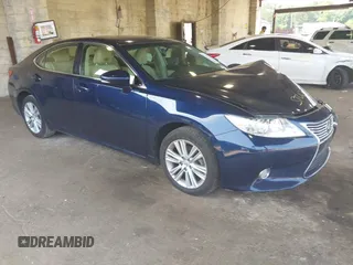 2015 Lexus ES 330 z VIN JTHBK1GG0F2166199, wystawiony jako IAAI lot #42497777 z przebiegiem 97 518 mil mil oraz . Historia ofert i sprzedaży dostępna na DreamBid. Obrazek 1.