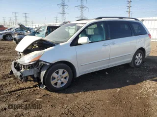2010 Toyota Sienna XLE with VIN 5TDYK4CC4AS303145, listed as a Copart auction lot 48613795 with 146,595 mi miles and Salvage Title. Bid and sale history available at carsss.com. Image 1.
