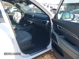 2023 Kia Telluride SX Prestige X-Pro with VIN 5XYP5DGC6PG351443, listed as a IAAI auction lot 41548694 with 32,665 mi miles and . Bid and sale history available at DreamBid. Image 5.