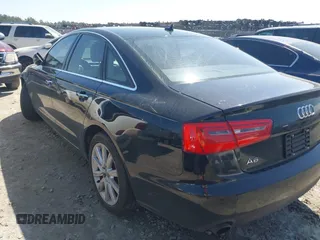 2015 Audi A6 Premium Plus z VIN WAUGFAFC7FN011686, wystawiony jako IAAI lot #41785107 z przebiegiem 113 122 mil mil oraz . Historia ofert i sprzedaży dostępna na DreamBid. Obrazek 3.
