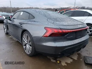 2022 Audi e-tron GT Prestige z VIN WAUEJBFWXN7005938, wystawiony jako Copart lot #72659842 z przebiegiem Nie podano mil oraz . Historia ofert i sprzedaży dostępna na DreamBid. Obrazek 2.