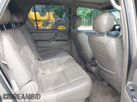 2005 Toyota Sequoia Limited with VIN 5TDBT48A35S234156, listed as a IAAI auction lot 42181692 with 270,131 mi miles and . Bid and sale history available at DreamBid. Image 8.