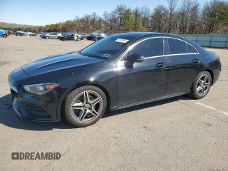 2020 Mercedes-Benz CLA 250 z VIN W1K5J4HB5LN087844, wystawiony jako Copart lot #51920365 z przebiegiem 43 423 mil mil oraz Szkody całkowita. Historia ofert i sprzedaży dostępna na DreamBid. Obrazek 1.