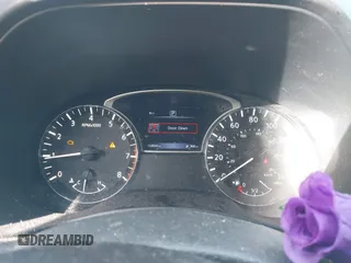 2016 Nissan Pathfinder S z VIN 5N1AR2MN2GC636547, wystawiony jako IAAI lot #41304624 z przebiegiem 152 654 mil mil oraz . Historia ofert i sprzedaży dostępna na DreamBid. Obrazek 7.