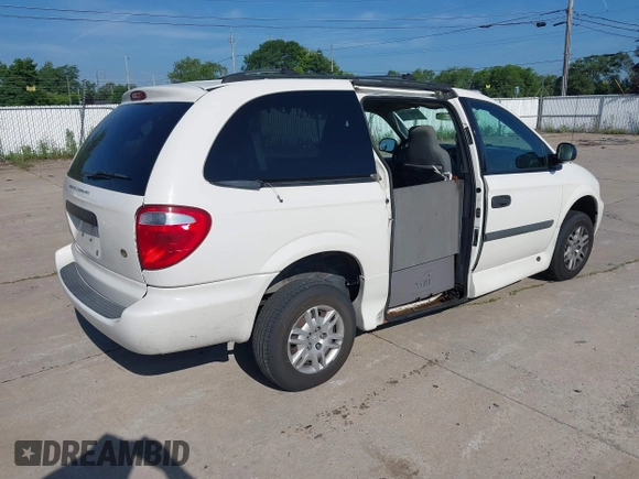 2005 Dodge Caravan SE z VIN 1D4GP24R85B272194, wystawiony jako IAAI lot #42555446 z przebiegiem 93 402 mil mil oraz . Historia ofert i sprzedaży dostępna na DreamBid. Obrazek 4.