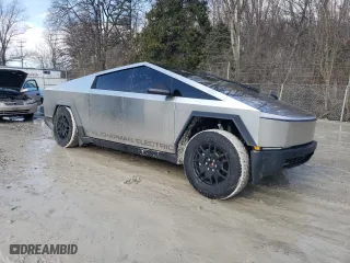 2024 Tesla Cybertruck with VIN 7G2CEHED6RA006192, listed as a Copart auction lot 45924985 with 12,050 mi miles and Salvage Title. Bid and sale history available at carsss.com. Image 4.