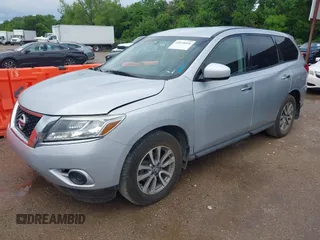 2014 Nissan Pathfinder SV with VIN 5N1AR2MM7EC630151, listed as a IAAI auction lot 42118516 with 165,431 mi miles. Bid and sale history available at carsss.com. Image 2.