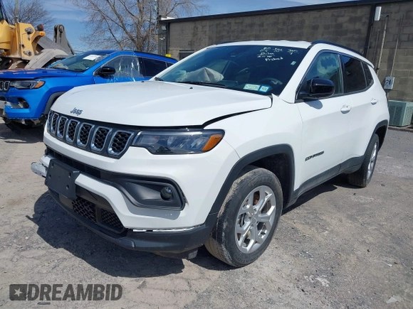 2024 Jeep Compass Latitude with VIN 3C4NJDBN5RT109413, listed as a IAAI auction lot 41987069 with 19,118 mi miles and . Bid and sale history available at DreamBid. Image 18.