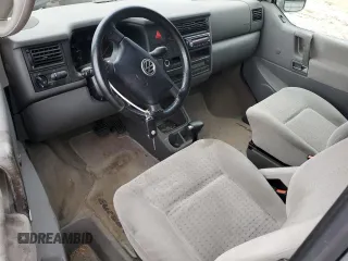 2002 Volkswagen EuroVan с VIN WV2KB47022H065941, выставлен на аукционе Copart как лот 79238234 с пробегом Не указан миль и Чистый • Clean title. История ставок и продаж доступна на DreamBid. Изображение 8.