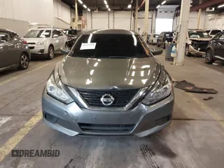 2016 Nissan Altima S z VIN 1N4AL3AP6GC201098, wystawiony jako IAAI lot #40922688 z przebiegiem 168 145 mil mil oraz . Historia ofert i sprzedaży dostępna na DreamBid. Obrazek 13.