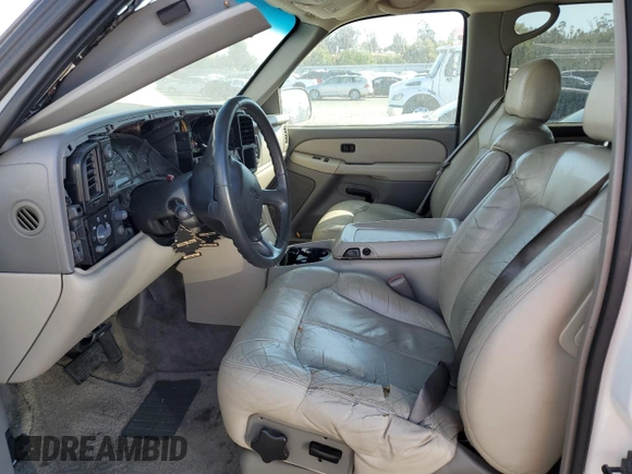 2000 Chevrolet Suburban LT with VIN 3GNFK16T8YG186798, listed as a Copart auction lot 73333444 with 253,866 mi miles and Salvage Title. Bid and sale history available at carsss.com. Image 7.