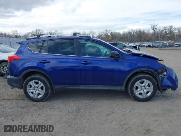 2015 Toyota RAV4 LE z VIN 2T3BFREV2FW277169, wystawiony jako IAAI lot #41781005 z przebiegiem 137 243 mil mil oraz . Historia ofert i sprzedaży dostępna na DreamBid. Obrazek 14.