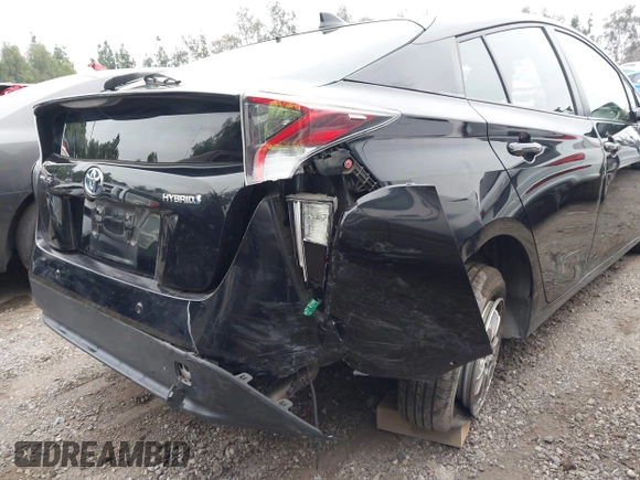 2017 Toyota Prius Two with VIN JTDKBRFU3H3577133, listed as a IAAI auction lot 42024699 with 66,518 mi miles. Bid and sale history available at carsss.com. Image 6.