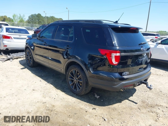 2018 Ford Explorer XLT with VIN 1FM5K7D85JGC38990, listed as a IAAI auction lot 42004295 with 147,499 mi miles and . Bid and sale history available at DreamBid. Image 3.