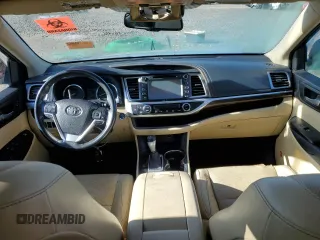 2015 Toyota Highlander Limited with VIN 5TDDCRFH6FS010841, listed as a Copart auction lot 89316875 with 75,873 mi miles and Salvage title. Bid and sale history available at DreamBid. Image 8.