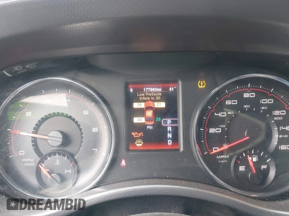 2014 Dodge Charger RT Plus with VIN 2C3CDXDT4EH372012, listed as a IAAI auction lot 41654241 with 177,960 mi miles. Bid and sale history available at carsss.com. Image 7.