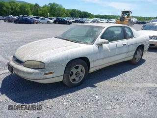 1998 Chevrolet Monte Carlo LS z VIN 2G1WW12MXW9114335, wystawiony jako IAAI lot #42284798 z przebiegiem 214 728 mil mil oraz . Historia ofert i sprzedaży dostępna na DreamBid. Obrazek 2.