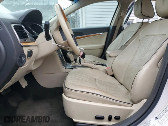 2010 Lincoln MKZ with VIN 3LNHL2JC1AR660091, listed as a Copart auction lot 47054055 with 178,706 mi miles and Clean title. Bid and sale history available at DreamBid. Image 7.