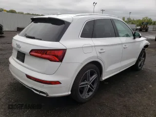 2019 Audi SQ5 Premium Plus with VIN WA1B4AFY8K2023480, listed as a Copart auction lot 52911634 with 73,433 mi miles and Salvage Title. Bid and sale history available at DreamBid. Image 3.