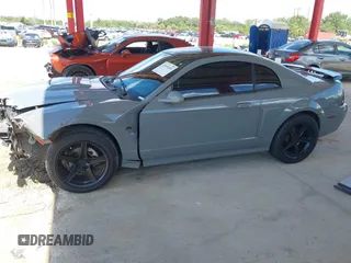 2002 Ford Mustang GT Deluxe с VIN 1FAFP42X32F139617, выставлен на аукционе IAAI как лот 42595295 с пробегом 117 587 миль миль и . История ставок и продаж доступна на DreamBid. Изображение 14.