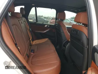2022 BMW X5 M50i with VIN 5UXJU4C01N9L37046, listed as a Copart auction lot 53084515 with 37,256 mi miles and Salvage Title. Bid and sale history available at carsss.com. Image 11.