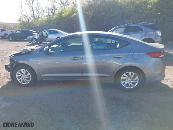 2018 Hyundai Elantra SE with VIN KMHD74LF2JU578773, listed as a IAAI auction lot 41991059 with 19,834 mi miles. Bid and sale history available at carsss.com. Image 15.
