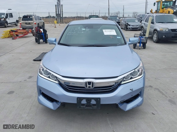 2017 Honda Accord Hybrid with VIN JHMCR6F32HC010979, listed as a IAAI auction lot 41359613 with 29,823 mi miles. Bid and sale history available at carsss.com. Image 12.