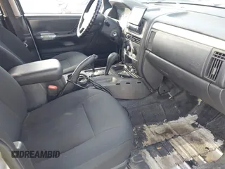 2003 Jeep Grand Cherokee Laredo z VIN 1J8GW48S33C519680, wystawiony jako IAAI lot #42126714 z przebiegiem 295 517 mil mil oraz . Historia ofert i sprzedaży dostępna na DreamBid. Obrazek 5.