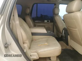2006 Lincoln Navigator Luxury with VIN 5LMFU27516LJ14603, listed as a Copart auction lot 42314215 with 243,290 mi miles and Clean Title. Bid and sale history available at carsss.com. Image 11.