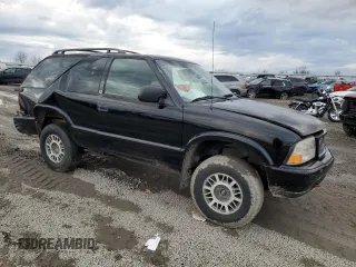 2000 Chevrolet Blazer LS z VIN 1GNCT18W1YK151830, wystawiony jako Copart lot #88799235 z przebiegiem 190 019 mil mil oraz Nie do naprawy • Non repairable. Historia ofert i sprzedaży dostępna na DreamBid. Obrazek 4.