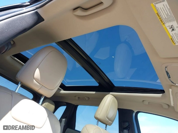 2016 Jeep Cherokee Limited with VIN 1C4PJMDS0GW268519, listed as a IAAI auction lot 41850067 with 106,117 mi miles. Bid and sale history available at carsss.com. Image 18.