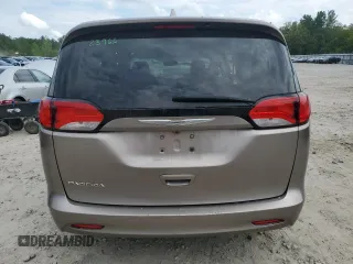 2017 Chrysler Pacifica Touring with VIN 2C4RC1DG6HR572039, listed as a Copart auction lot 58568105 with 190,405 mi miles and Salvage title. Bid and sale history available at DreamBid. Image 6.