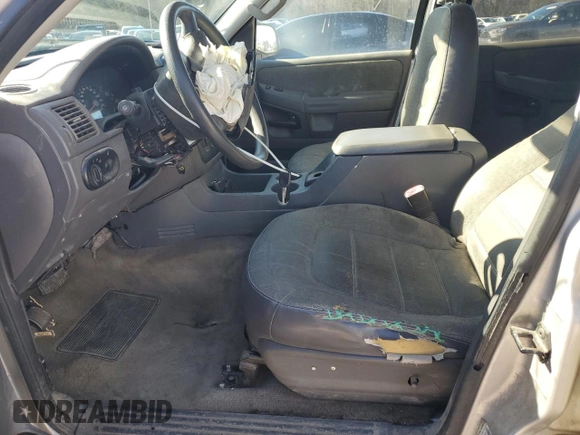 2004 Ford Explorer XLS z VIN 1FMZU62K34UB36548, wystawiony jako Copart lot #88859535 z przebiegiem 262 377 mil mil oraz Szkoda całkowita • Salvage title. Historia ofert i sprzedaży dostępna na DreamBid. Obrazek 7.