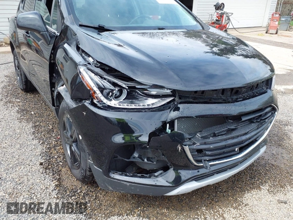 2018 Chevrolet Trax LT with VIN 3GNCJPSB7JL332871, listed as a IAAI auction lot 41946788 with 60,987 mi miles. Bid and sale history available at carsss.com. Image 6.