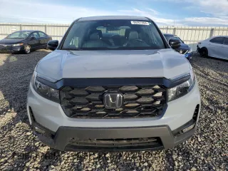 2023 Honda Passport Elite with VIN 5FNYF8H09PB011546, listed as a Copart auction lot 86207084 with 20,838 mi miles and Salvage Title. Bid and sale history available at carsss.com. Image 5.