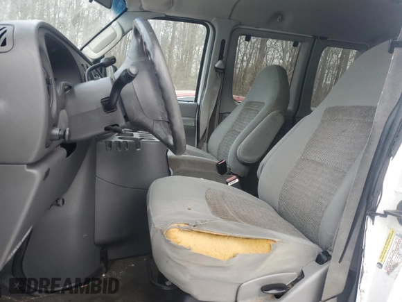 2005 Ford Econoline Passenger XL with VIN 1FBNE31L85HB47326, listed as a Copart auction lot 88312785 with Not Provided miles and Salvage Title. Bid and sale history available at carsss.com. Image 7.
